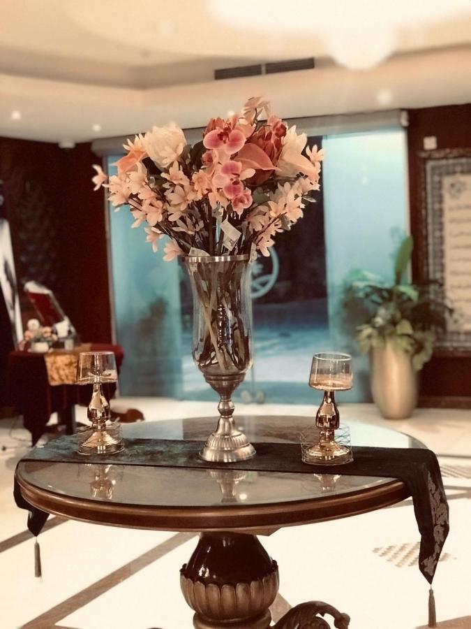 דוחה Tourist Hotel מראה חיצוני תמונה