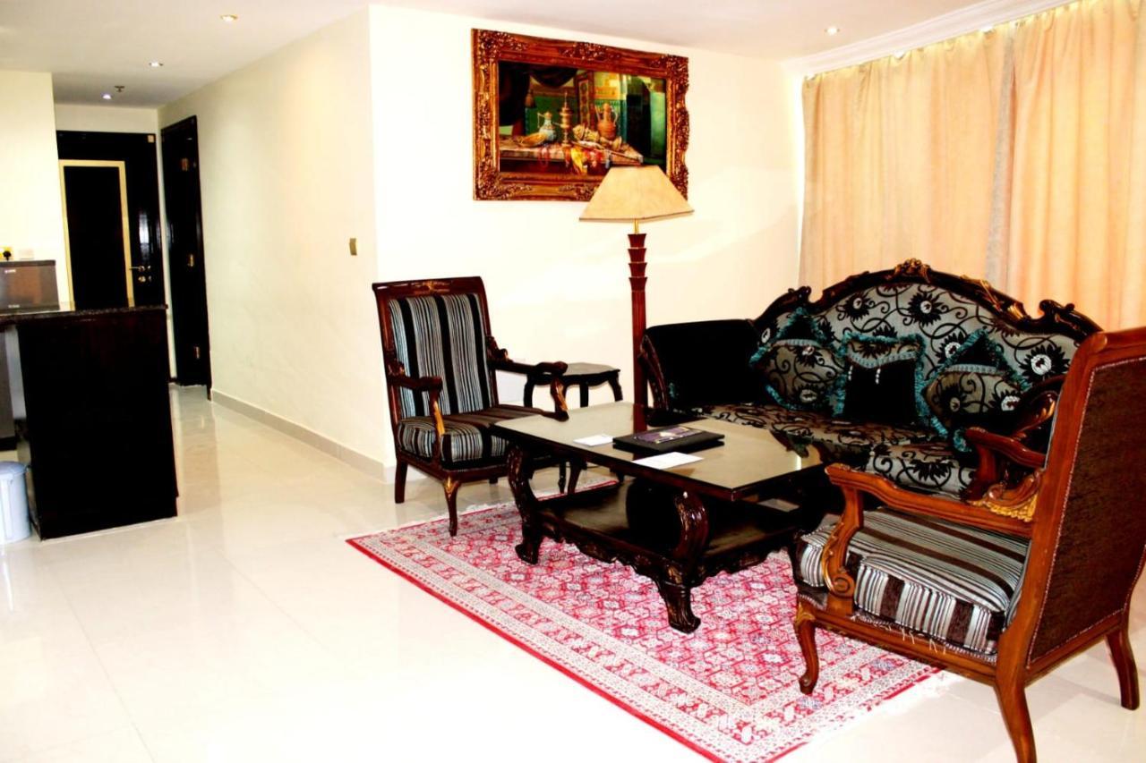 דוחה Tourist Hotel מראה חיצוני תמונה