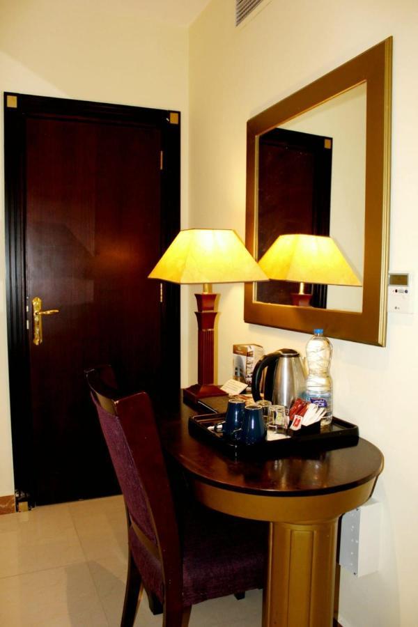 דוחה Tourist Hotel מראה חיצוני תמונה