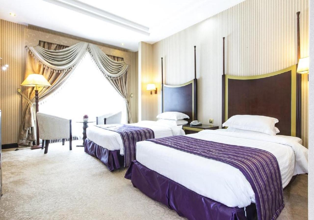 דוחה Tourist Hotel מראה חיצוני תמונה